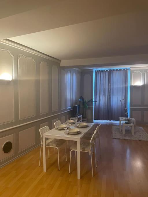 Apartment « au Coeur De Dole » *